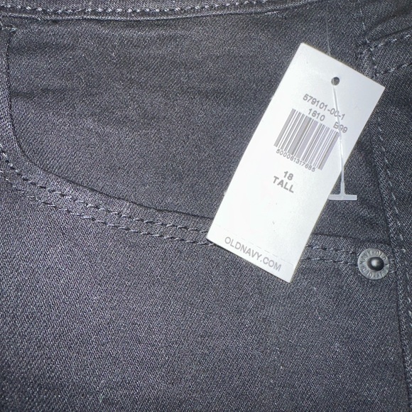 Old Navy Jeans - “NWT” Power Slim Straight- Mid Rise 🤩 - Picture 11 of 12